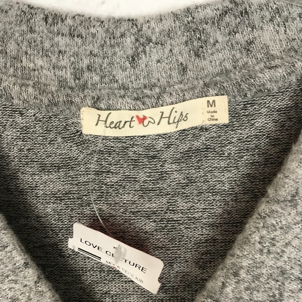 HEART Hips Knit Rib Dress - Picture 4 of 6